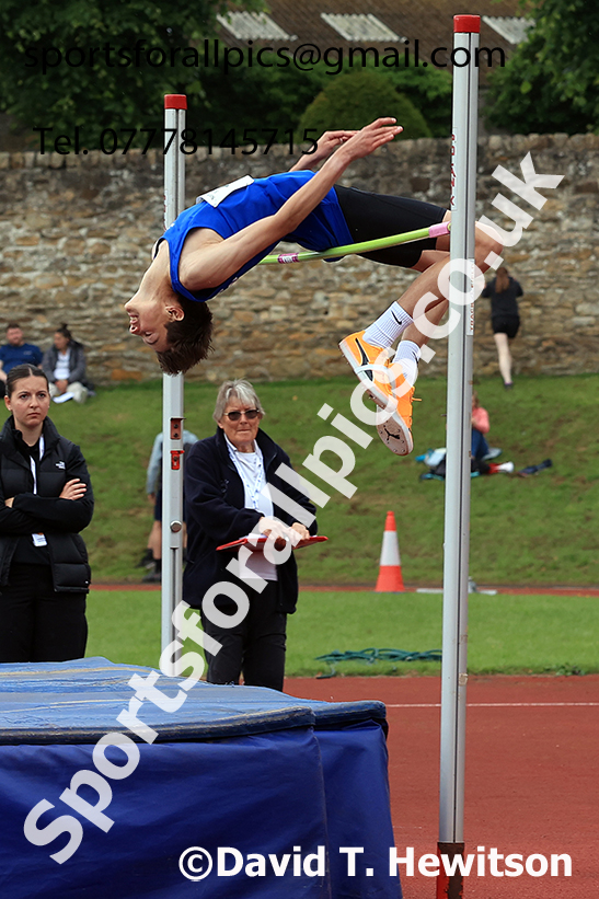 Boys high jump, 2025 Northumberland Schools Track and Fields, Wentworth, Hexham. Photo: David T. Hewitson/Sports for All Pics